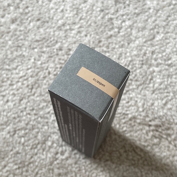 NEW SEALED Aveda Inner Light Mineral Tinted Moisture 01 Aspen 1.7 oz HTF - Picture 2 of 5